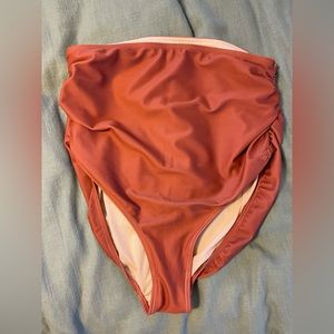 Albion Fit Ruched High-Waisted Bottoms